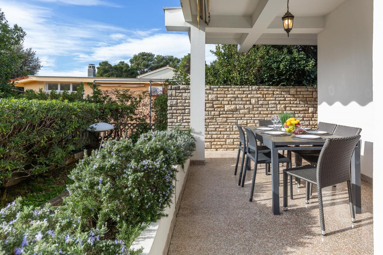 Villa Abbalina เพทรอซาเน ภายนอก รูปภาพ